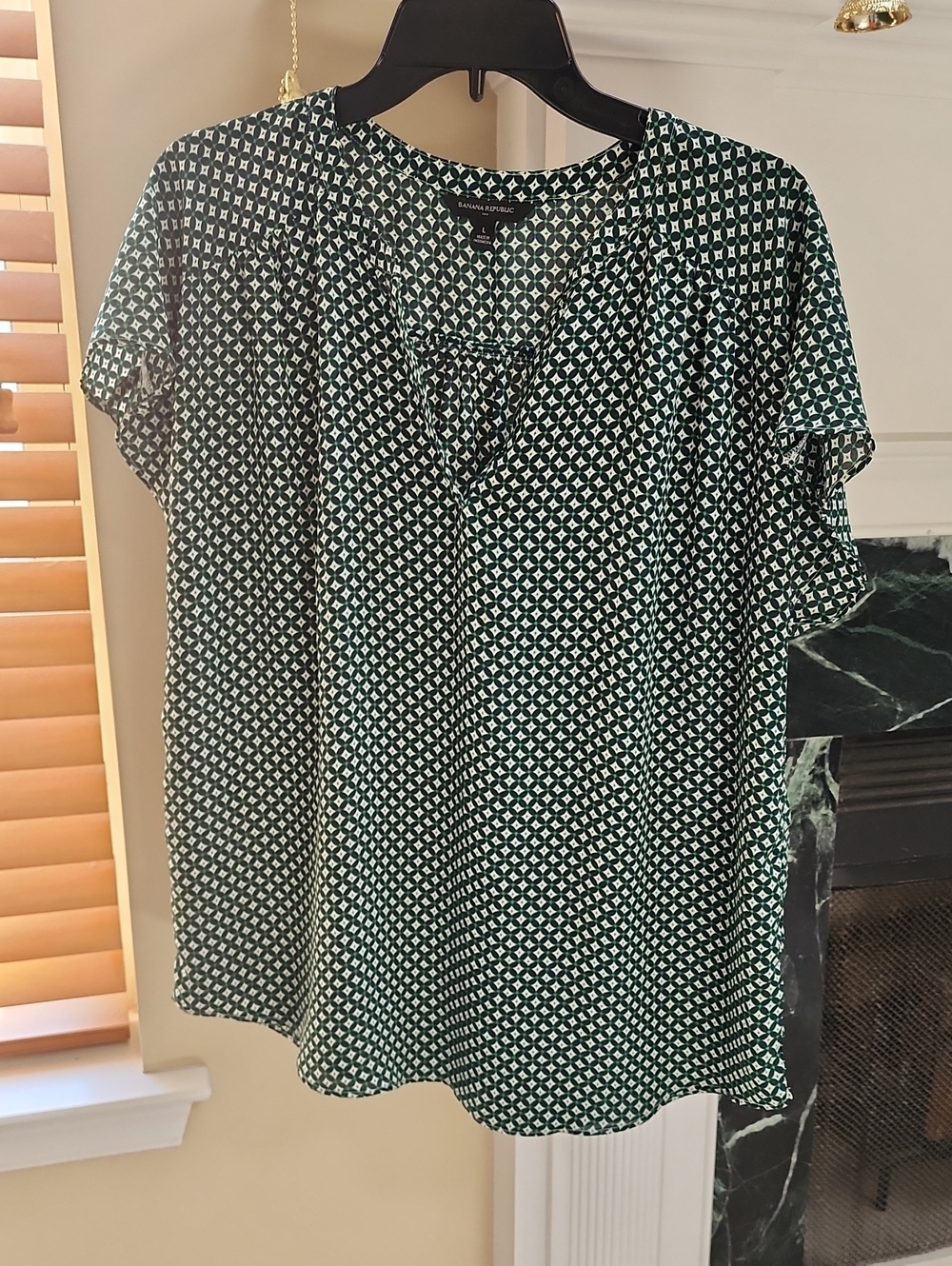 Banana Republic Black And Green Geometric Short Sleeve Blouse Sz L